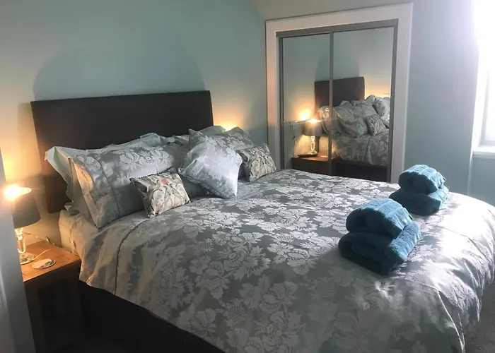 Kenneth Street Apartment